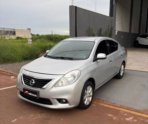 NISSAN VERSA 1.6 16V FLEX SL 4P MANUAL NISSAN VERSA 1.6 16V FLEX SL 4P MANUAL